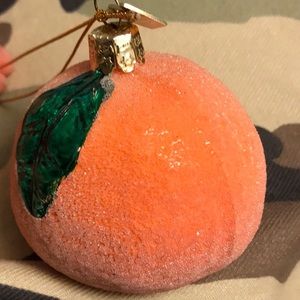 Peach sparkly ornament. Teen, emoji, cute, decor